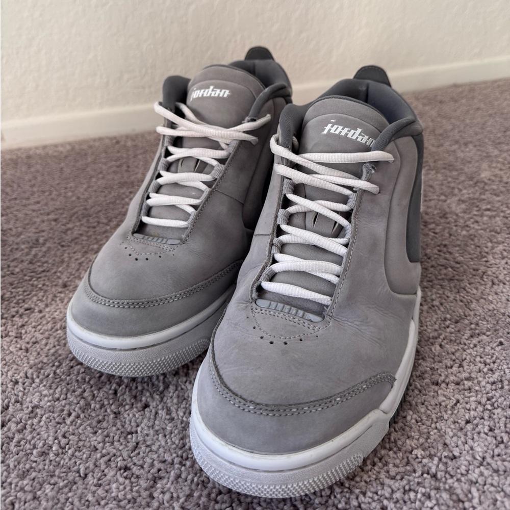 Nike Youth Jordan Big Fund Basketball Shoes, Size 8.5, Gray